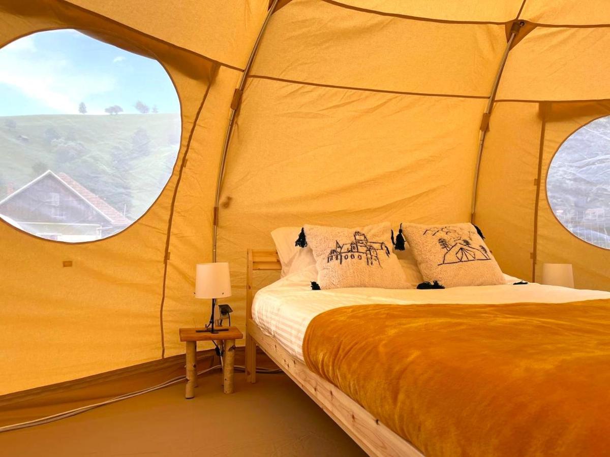 Flore'S Garden Glamping Бран Экстерьер фото