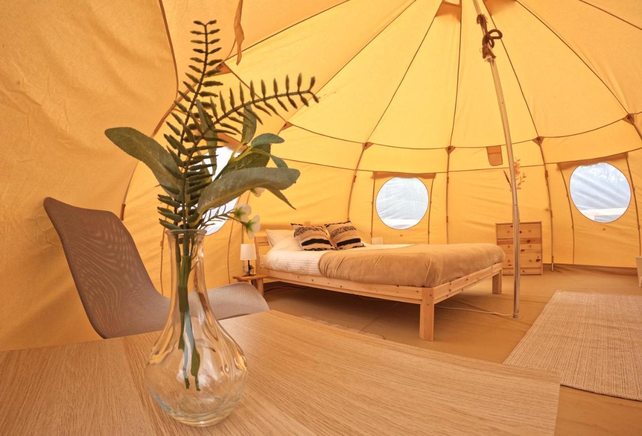 Flore'S Garden Glamping Бран Экстерьер фото