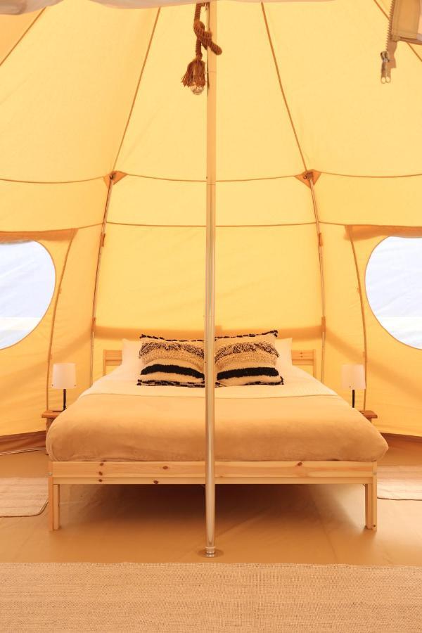Flore'S Garden Glamping Бран Экстерьер фото