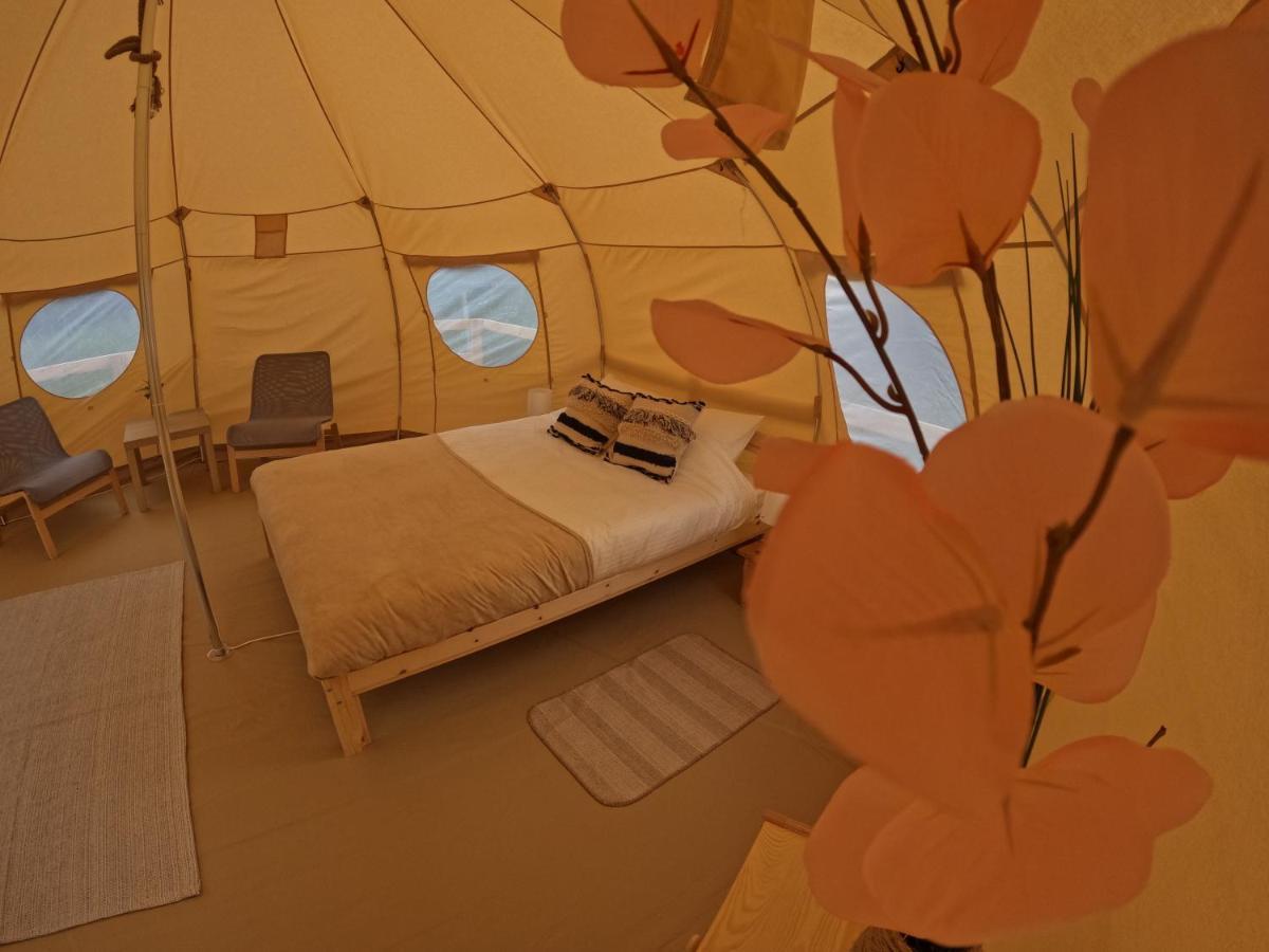 Flore'S Garden Glamping Бран Экстерьер фото