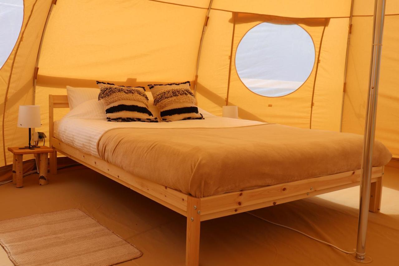 Flore'S Garden Glamping Бран Экстерьер фото